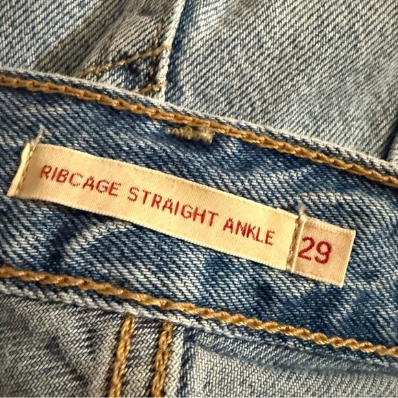 Levi's Ribcage Straight Ankle Distressed Medium Washed Jeans - 29 - Picture 2 of 5